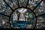 Taufe Jesu im Jordan - Fenster im nördlichen Seitenschiff © Stadtdekanat Bonn Taufe Jesu im Jordan - Fenster im nördlichen Seitenschiff © Stadtdekanat Bonn